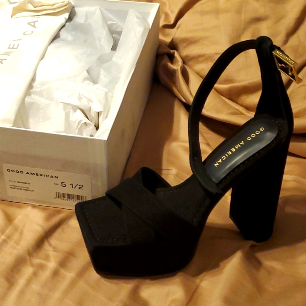 Brand New black Good American platform heels.